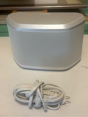 Yamaha Silver-White Wireless Speaker model number WX-030